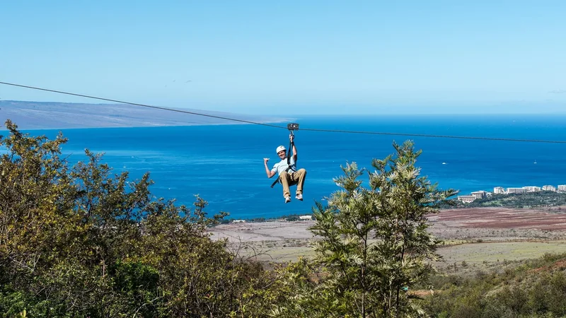 Skyline Ka'anapali: recorrido de 8 tirolinas en la montaña